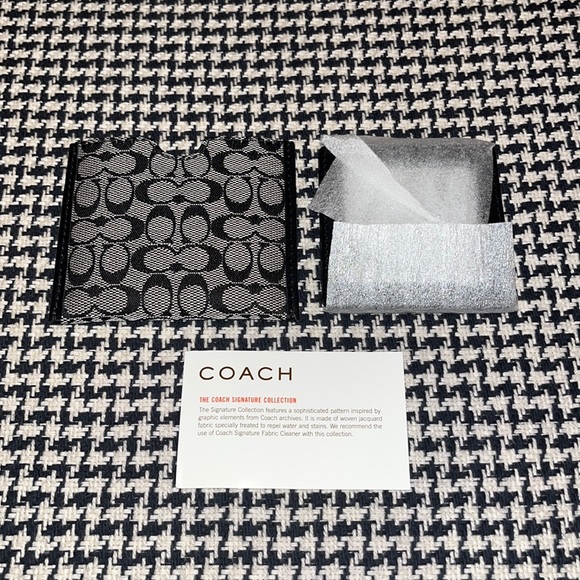 Coach Pocket Mirror - Picture 2 of 5